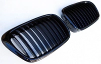 Решетки радиатора для BMW E39. Черные