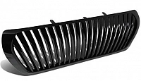 Решетка радиатора для Toyota Land Cruiser 200 2007-12. Черная, вертикальная