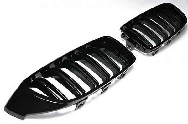 Решетки радиатора для BMW F32, F33, F36, F82, F80. Черные, М4 стиль