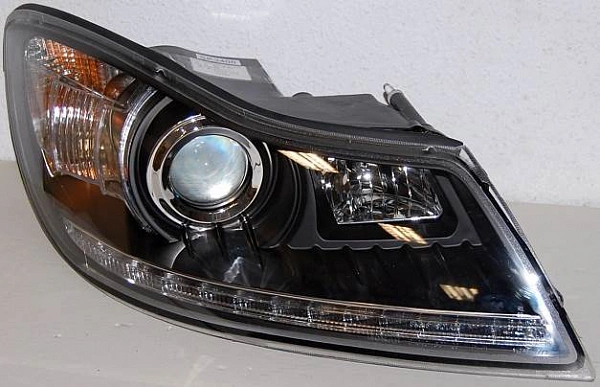 Комплект фар для Skoda Octavia с 2008. Черные Комплект фар для Skoda Octavia с 2008. Черные