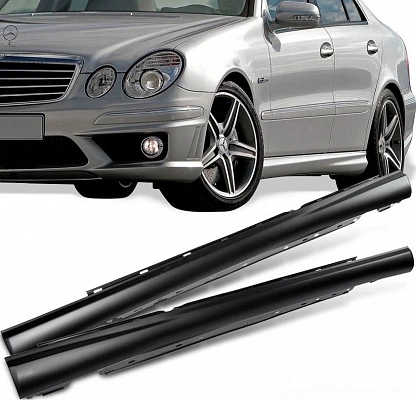 Накладки на пороги Mercedes-Benz W203 C-класс, АМГ стиль.