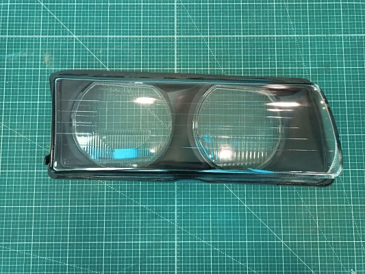 Стекло Комплект фар для BMW E36. Правое с рамкой