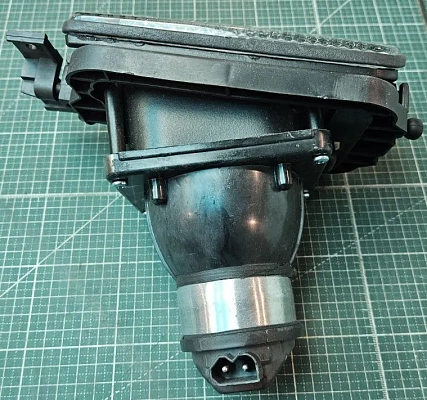 Фара противотуманная для BMW E34. Левая