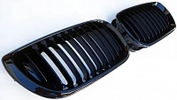Решетки радиатора для BMW E46 седан 2002-04. Черные