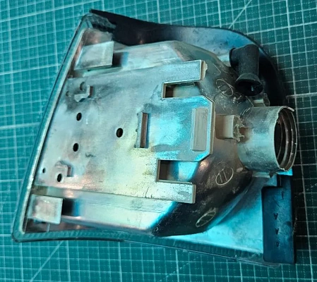 Фонарь поворота для Audi 100/44. Правый Прозрачный Фонарь поворота для Audi 100/44. Правый Прозрачный